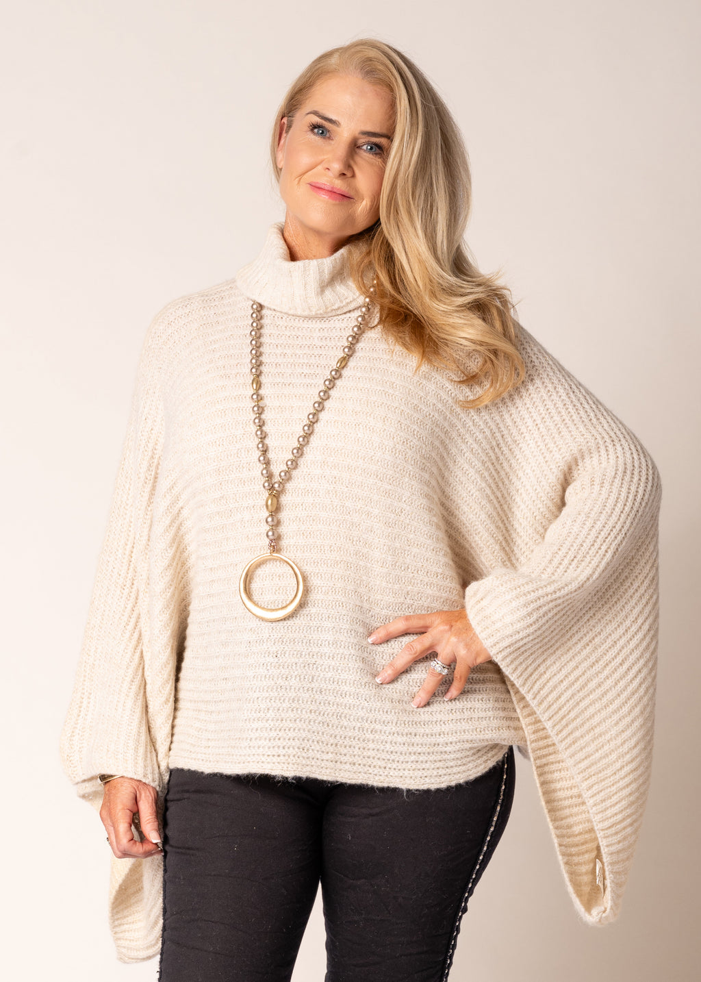 Leah Knit Top in Cream