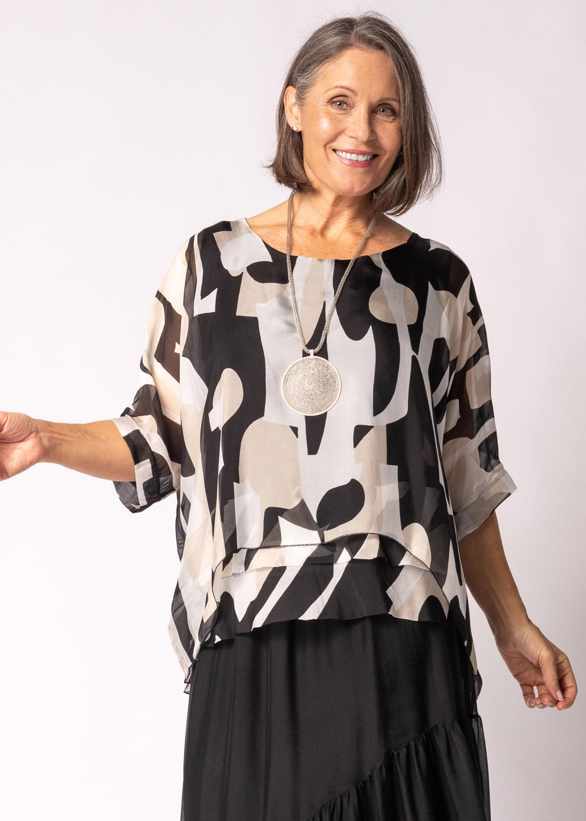 Narella Silk Top in Onyx
