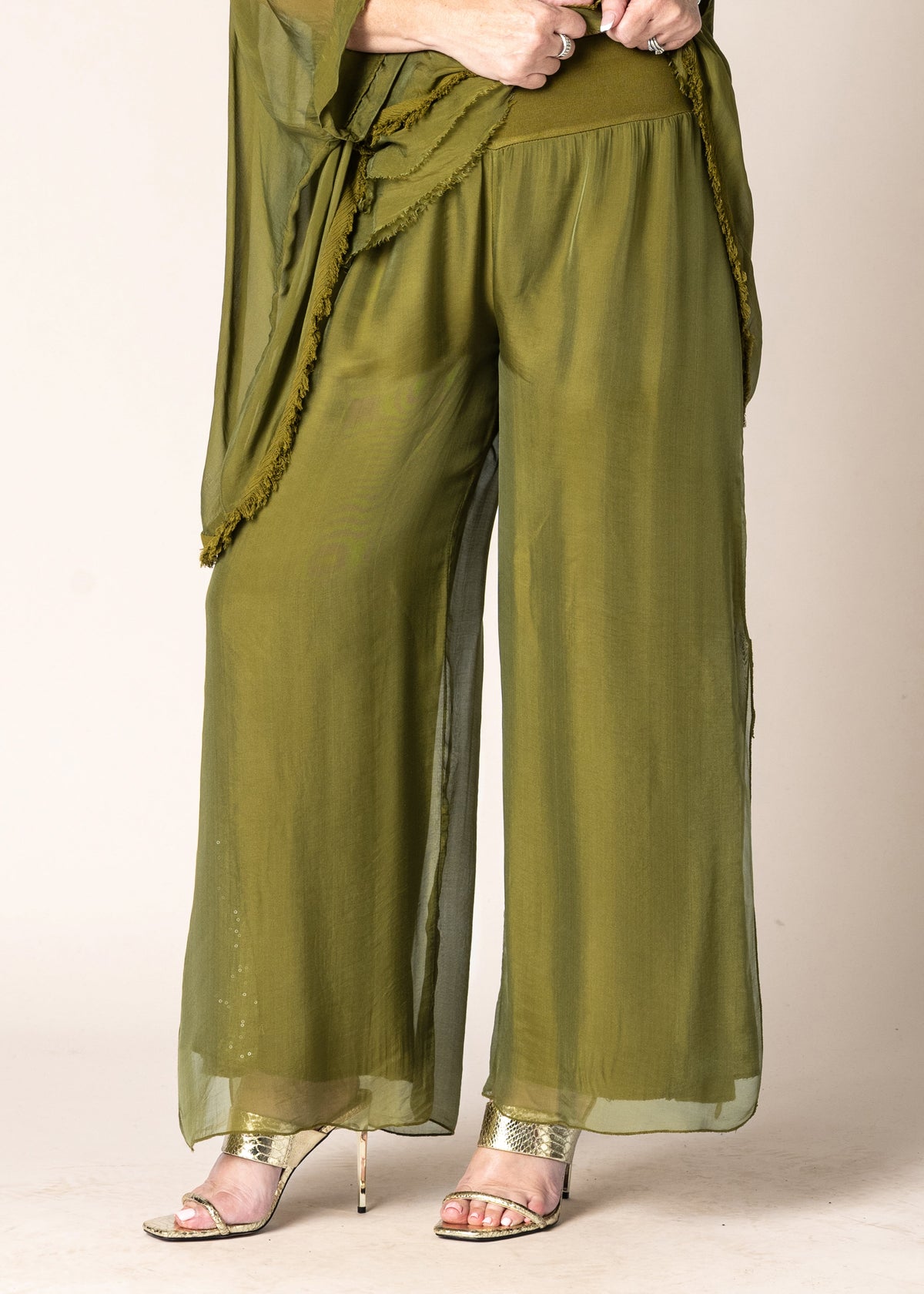 Karolina Silk Pants in Green Olive