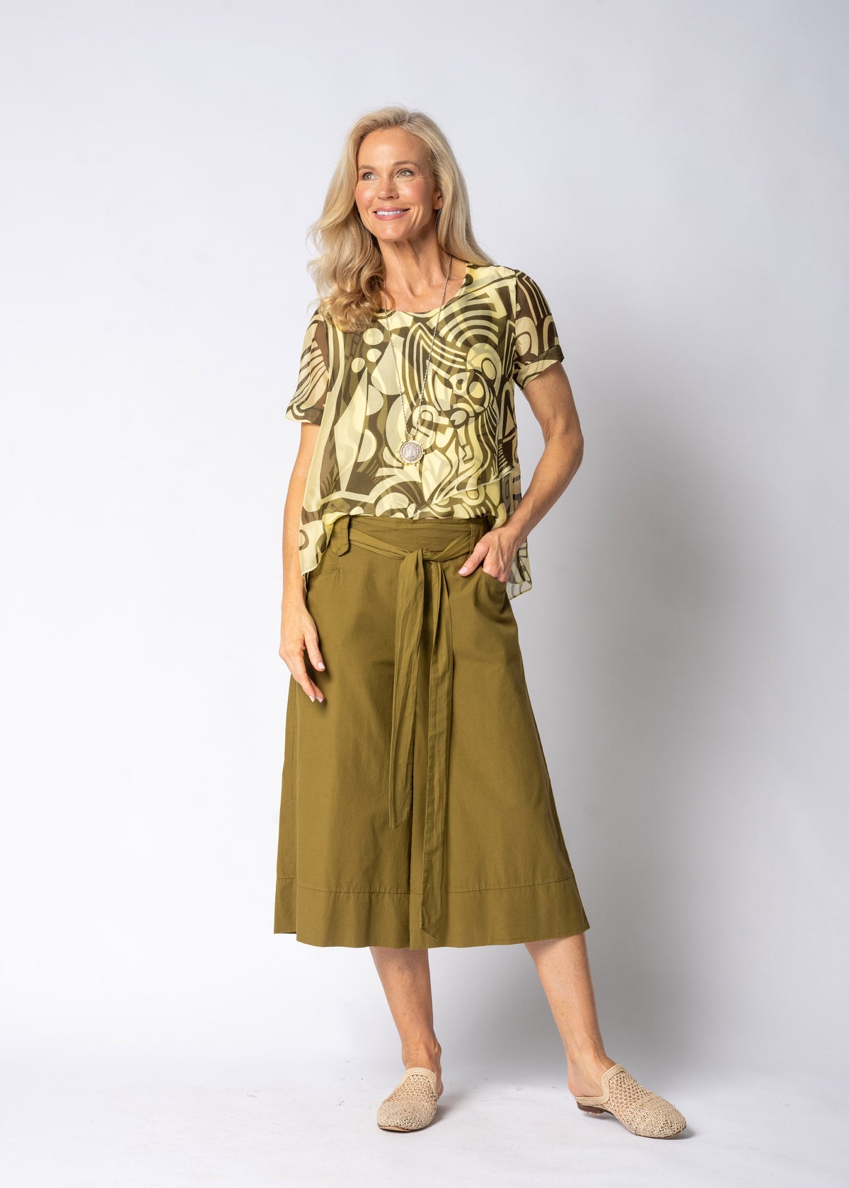 Malika Pants in Green Olive