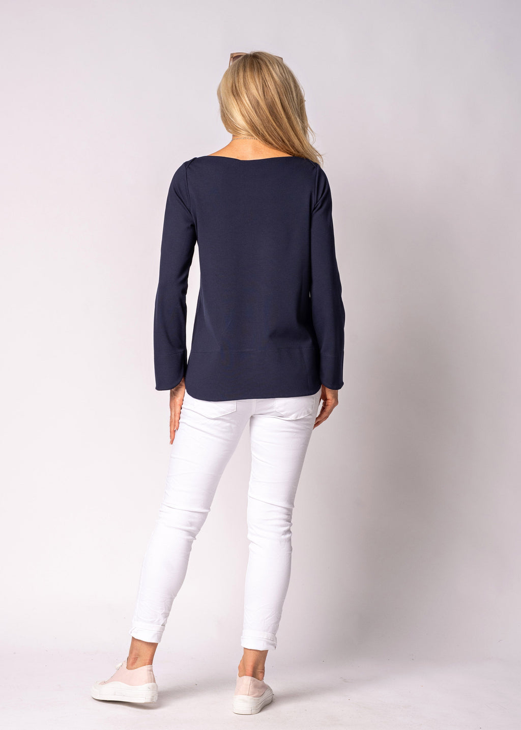 Renelle Top in Navy
