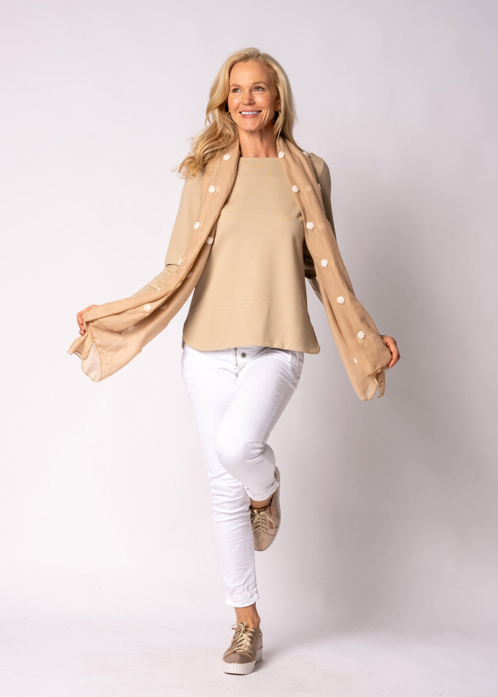 Renelle Top in Latte