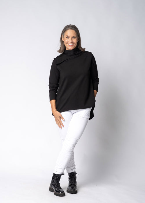 Arlina Top in Onyx