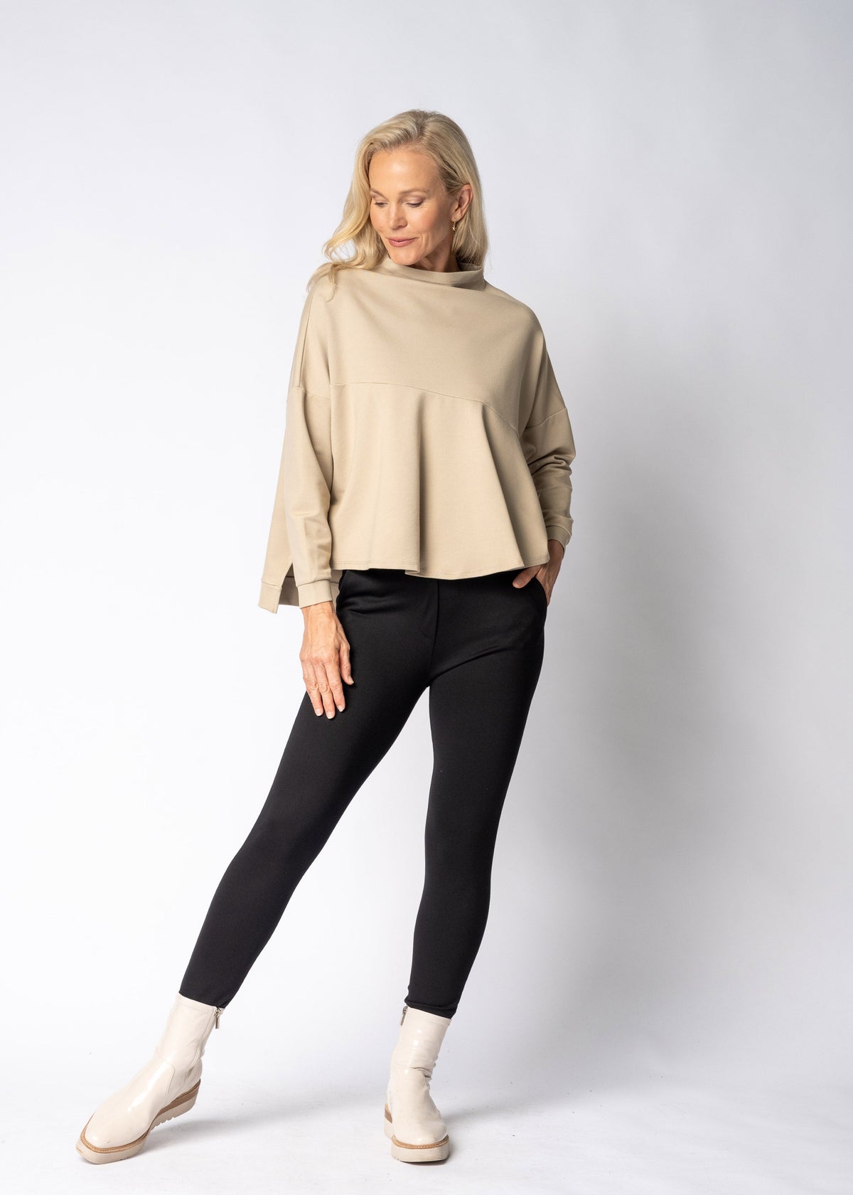 Paloma Pant in Onyx