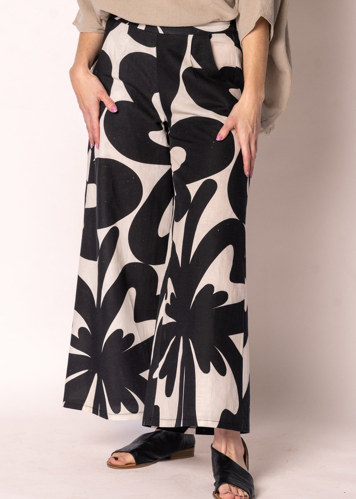 Liora Linen Pants in Cream