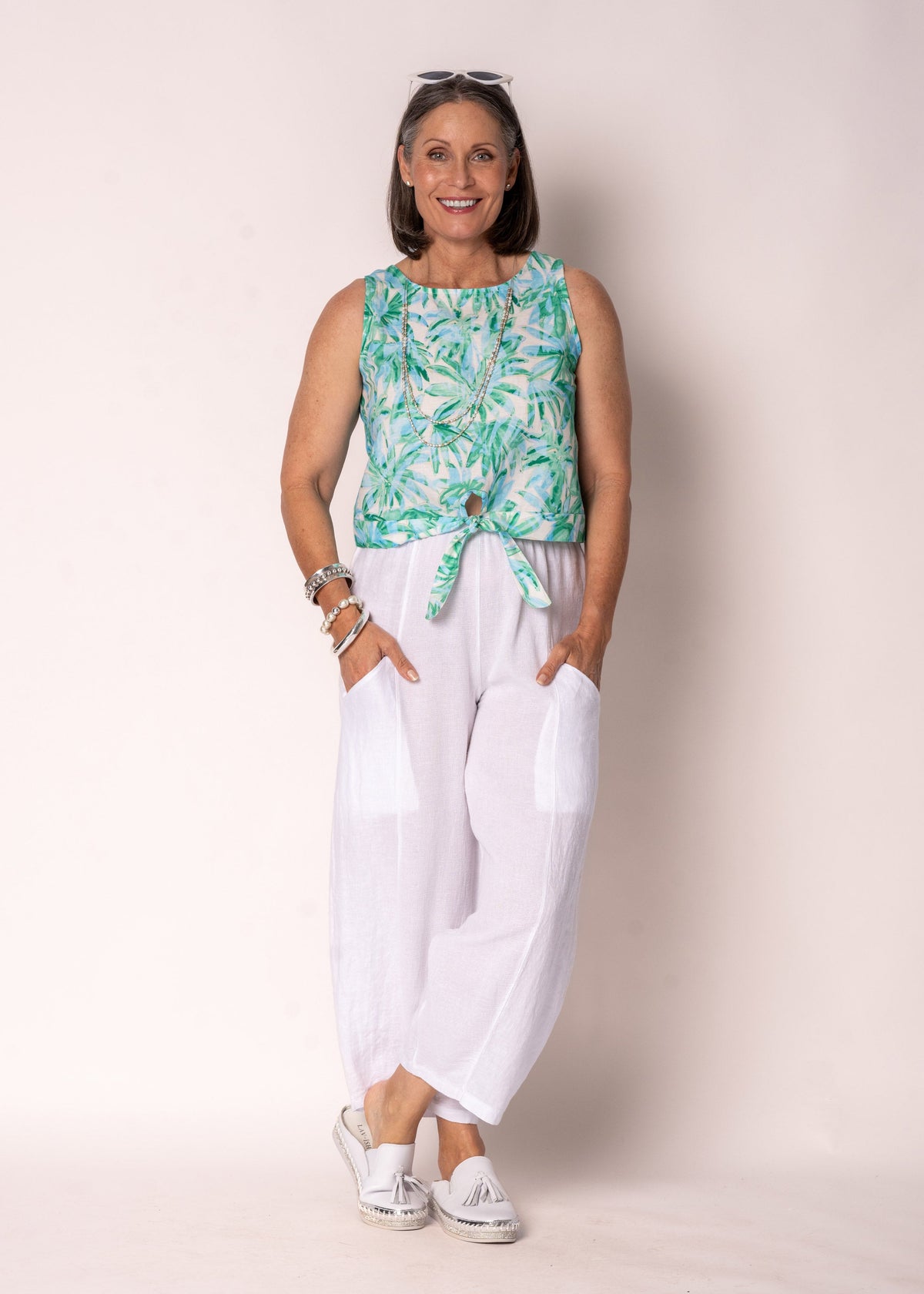 Amoret Linen Top in Capri Green