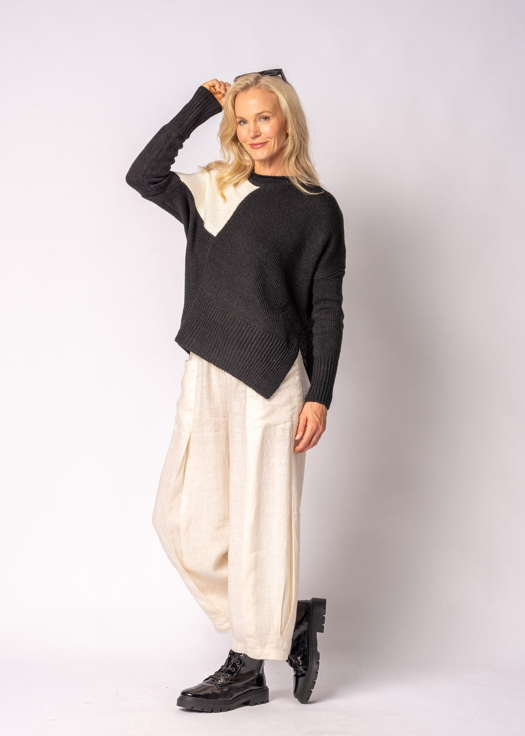 Aleria Knit Top in Onyx