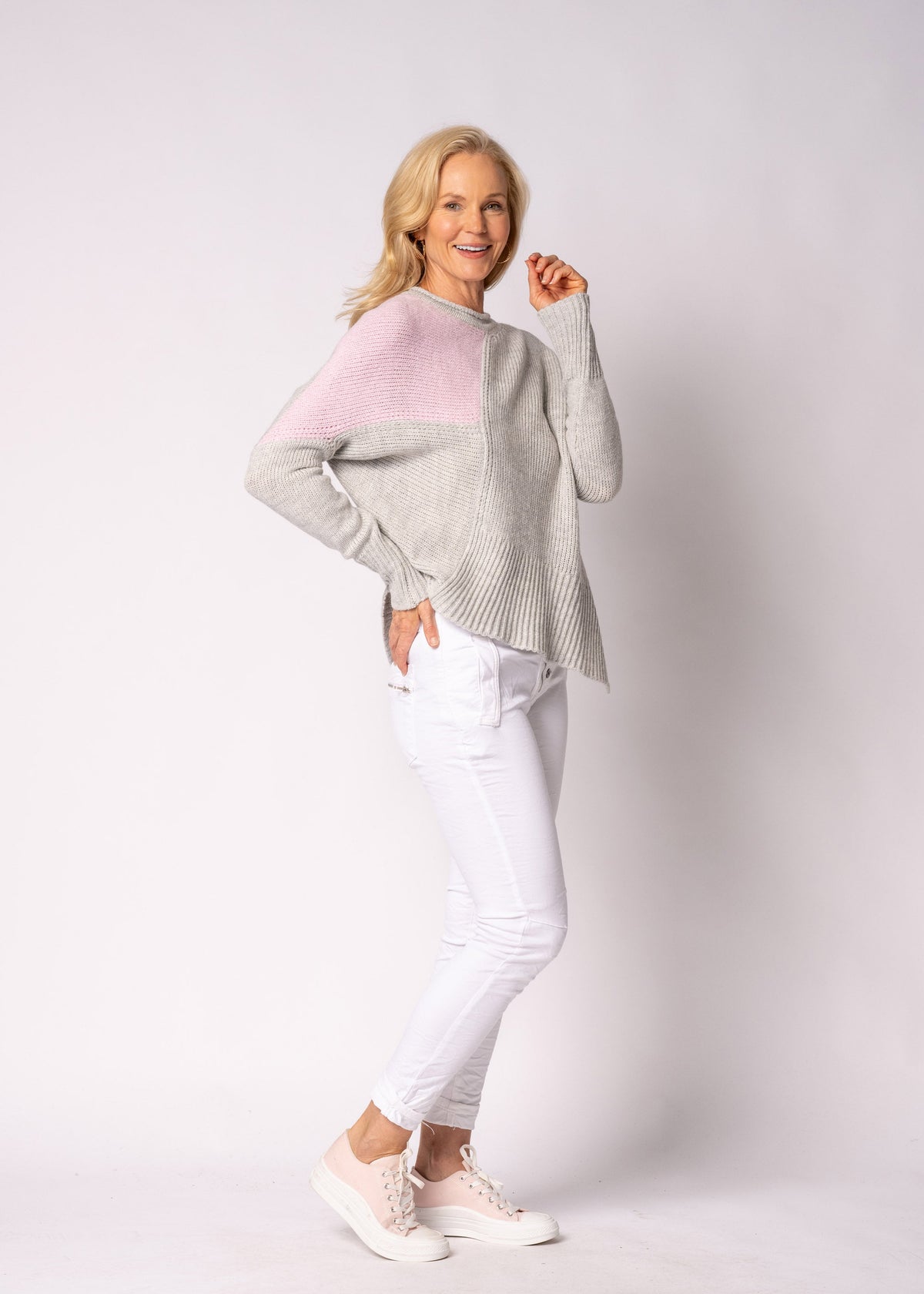 Aleria Knit Top in Light Grey