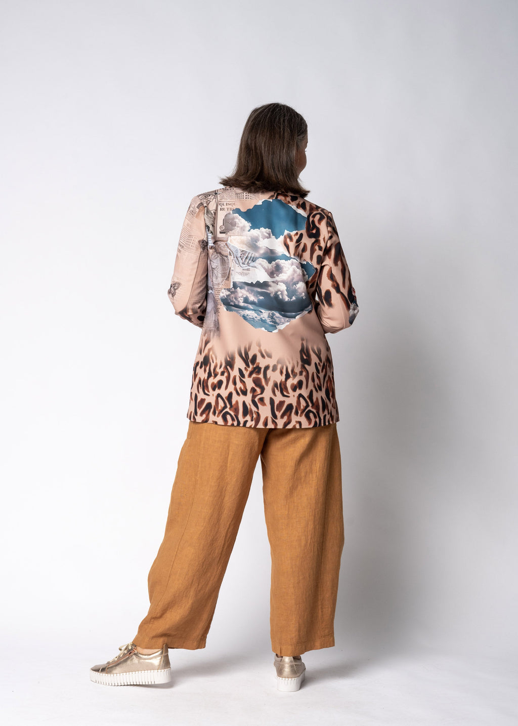Aeris Jacket in Sahara Sand