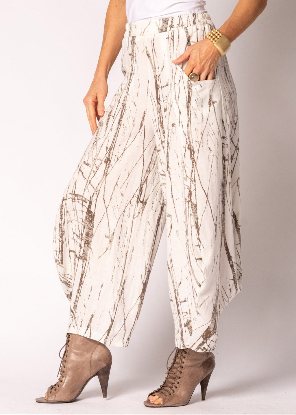 Elara Linen Blend Pants in Cream