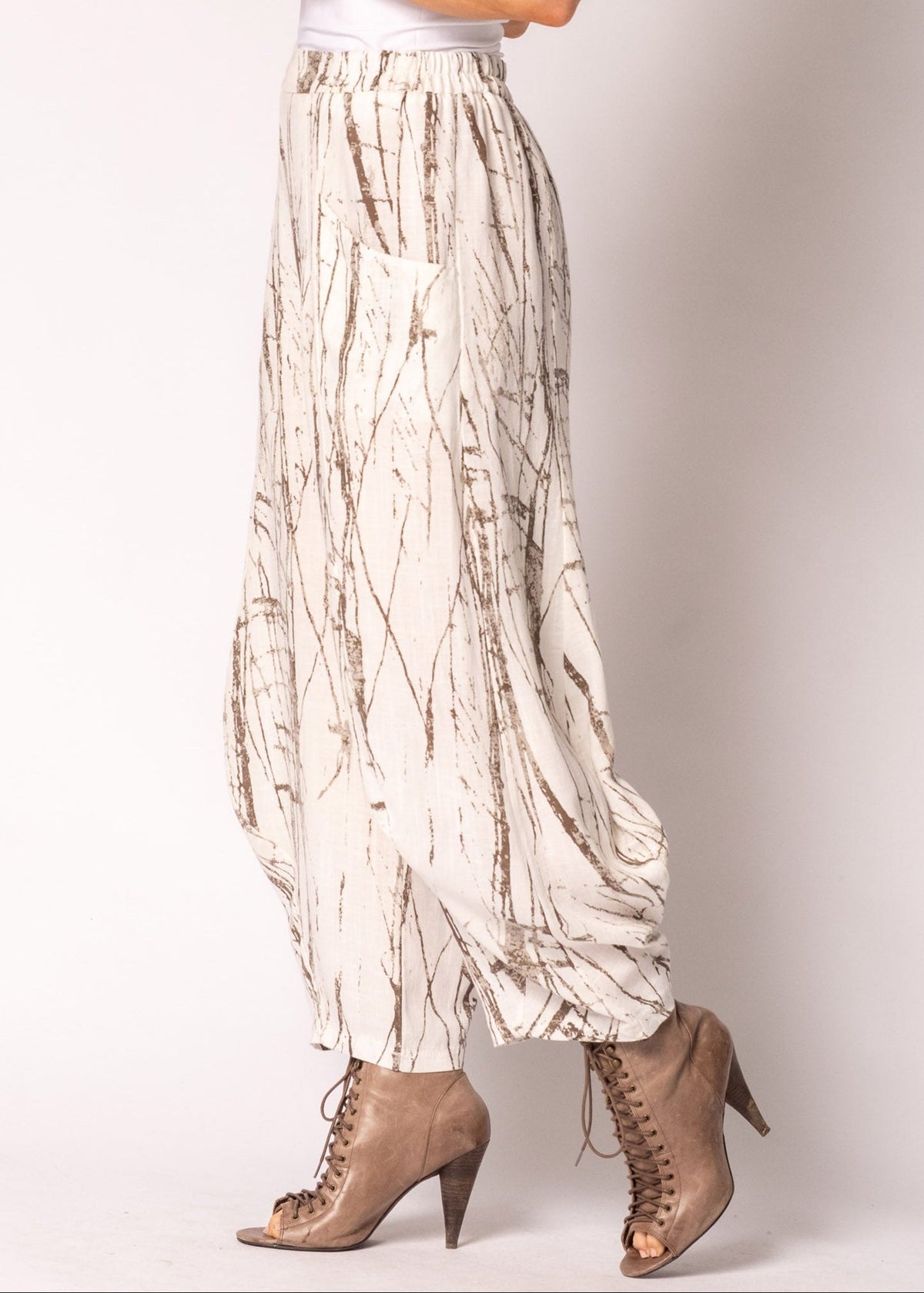 Elara Linen Blend Pants in Cream