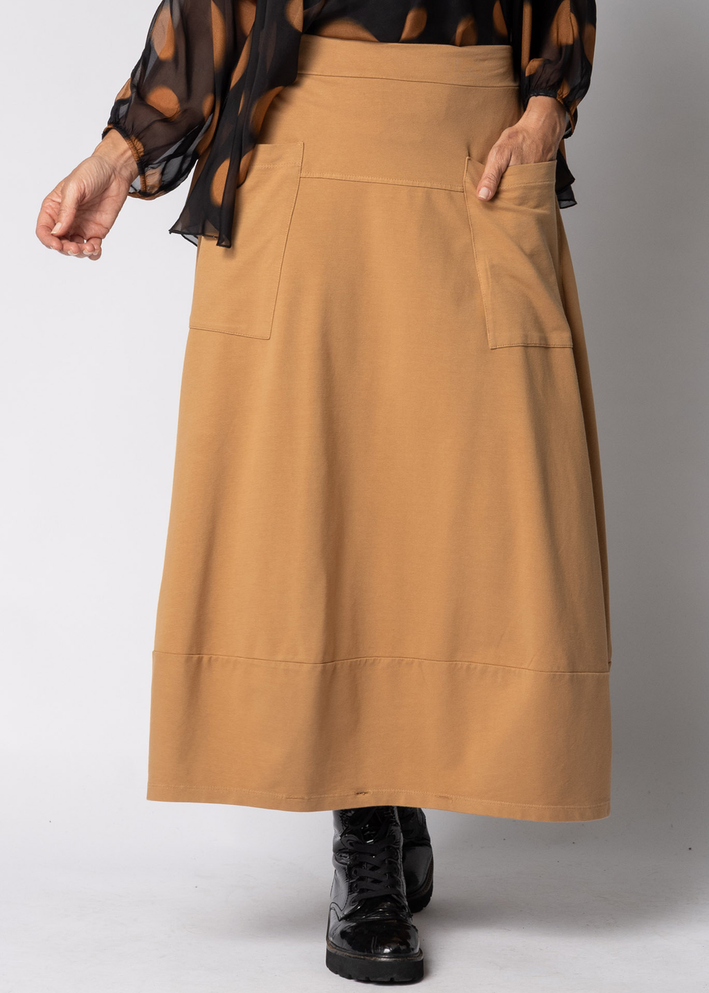 Isolde Skirt in Sahara Sand