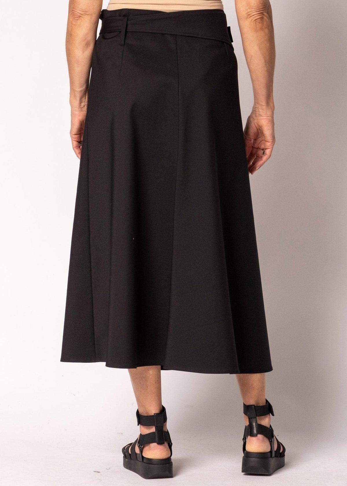 Geneva Skirt in Onyx
