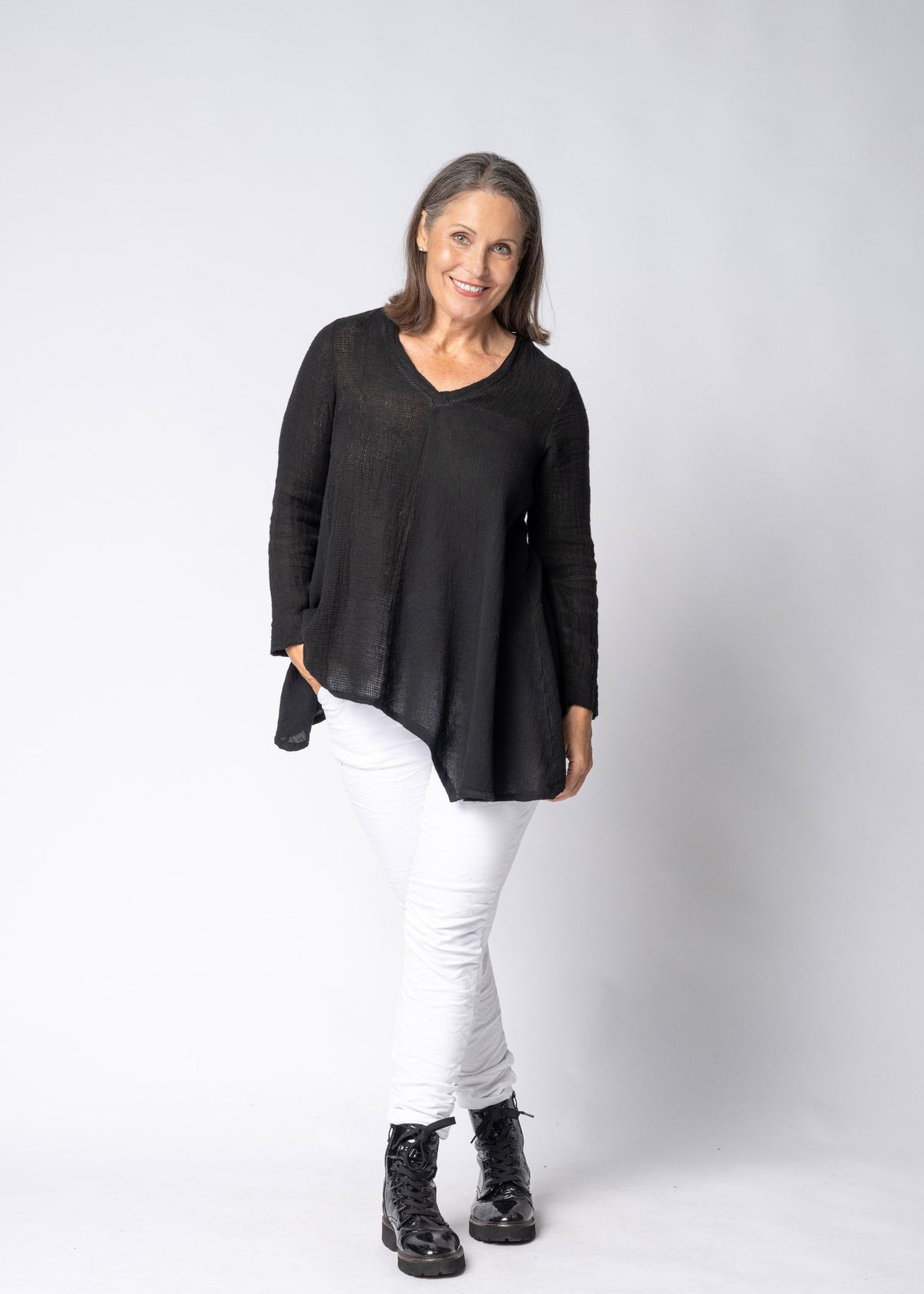 Fable Linen Top in Onyx
