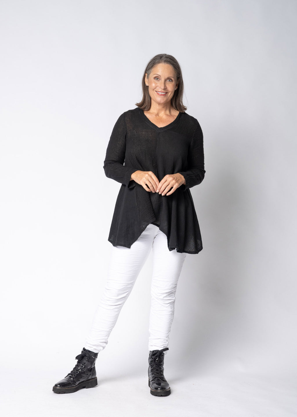 Fable Linen Top in Onyx