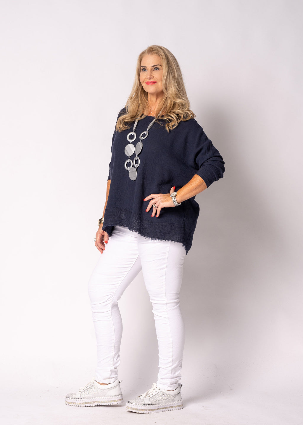 Arwyn Linen Blend Top in Navy