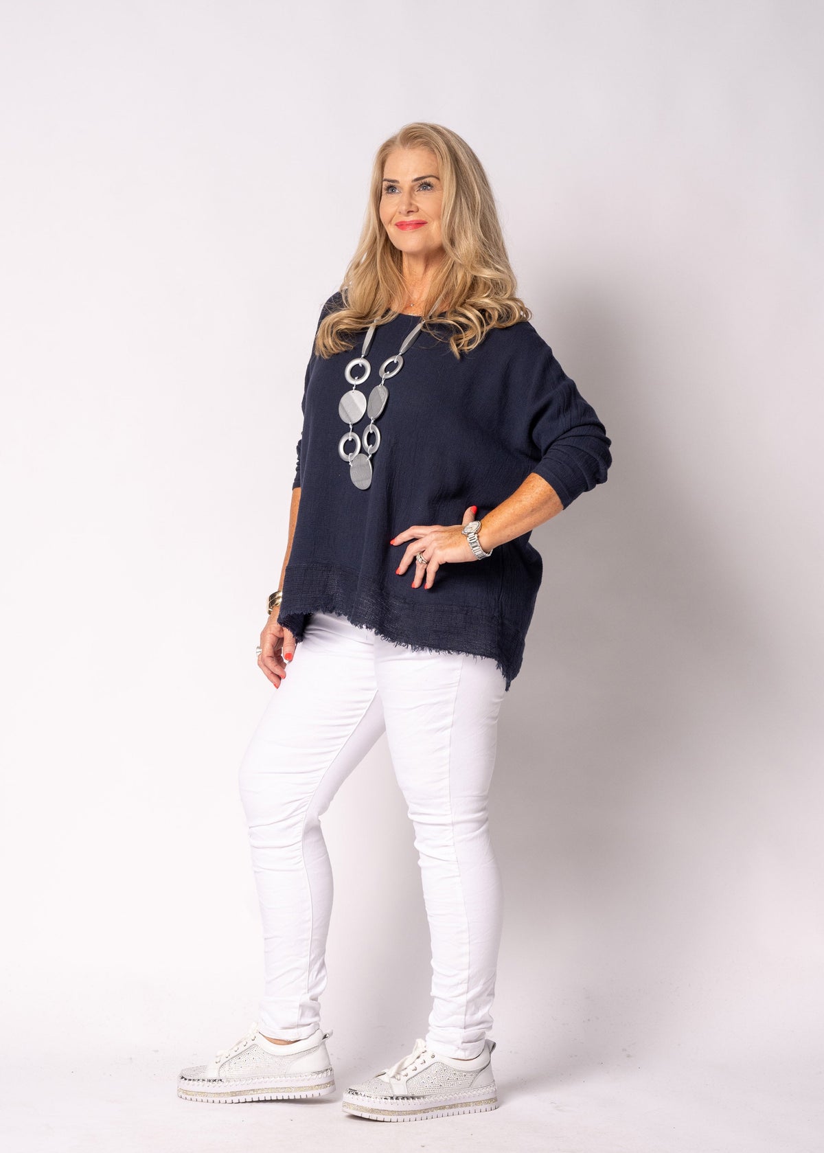 Arwyn Linen Blend Top in Navy