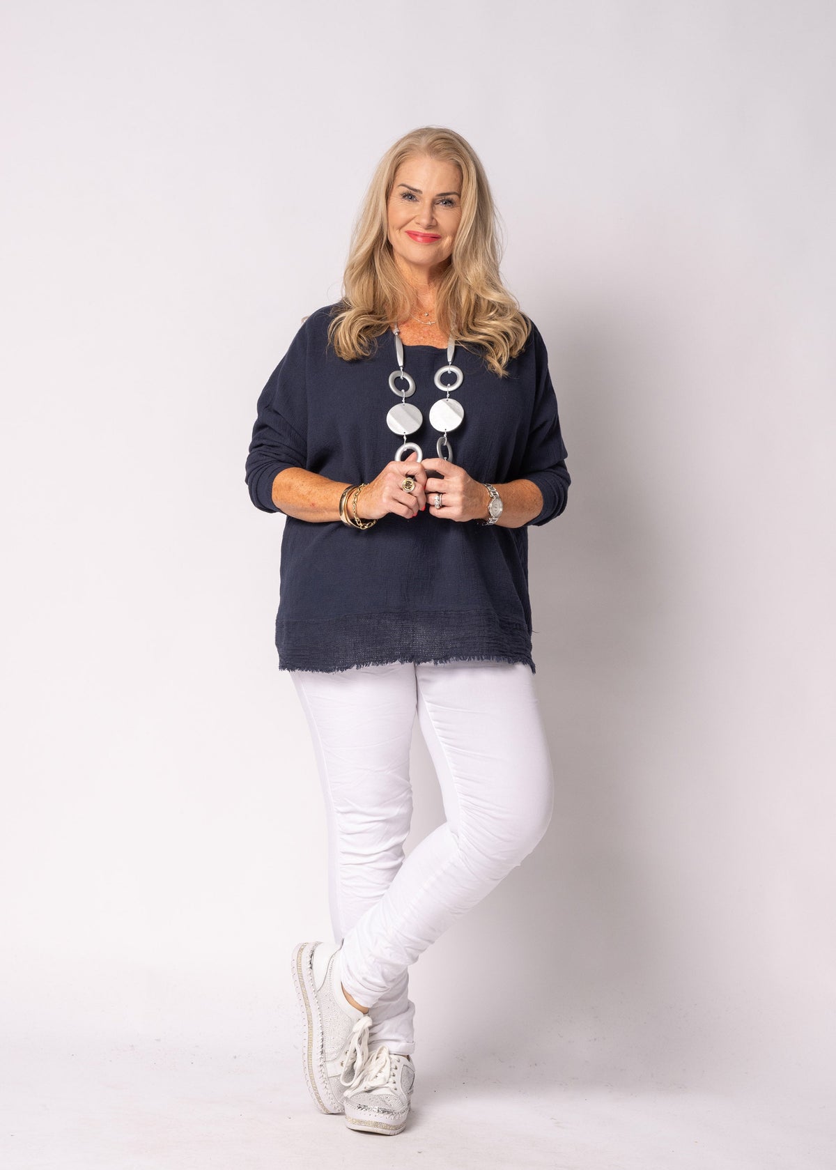 Arwyn Linen Blend Top in Navy