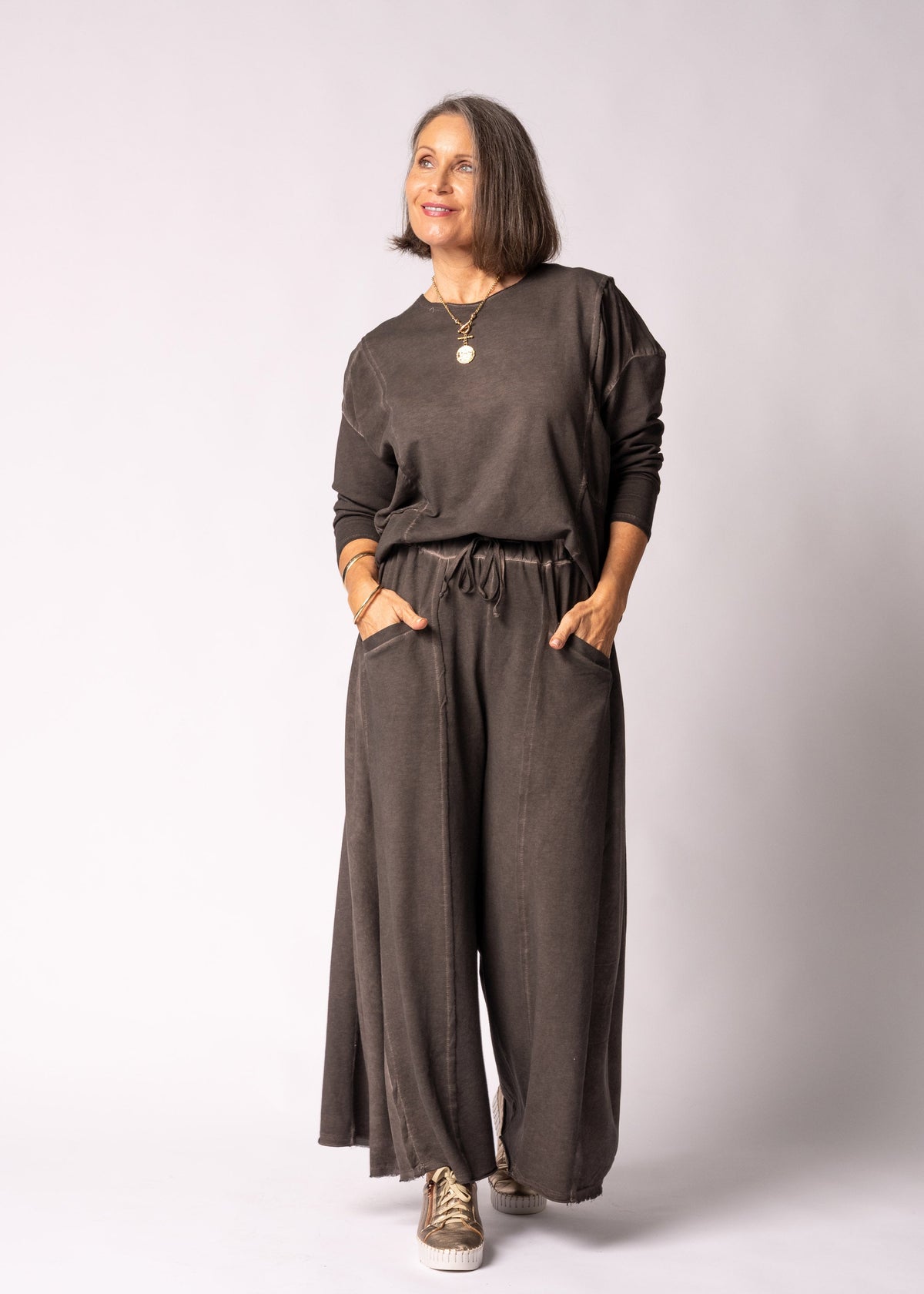 Novelia Pants in Chocolate Truffle