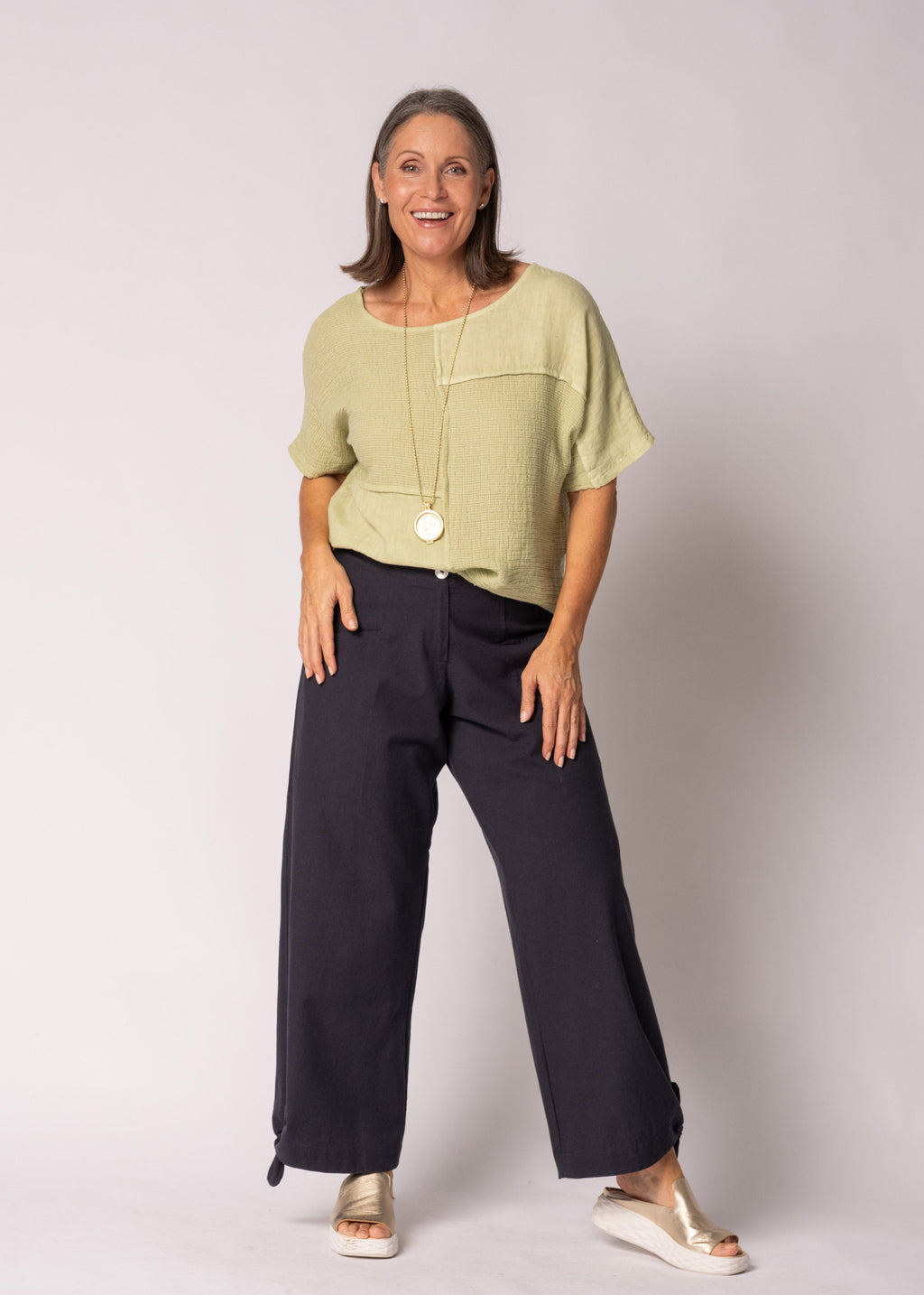 Delara Cotton Pants in Navy