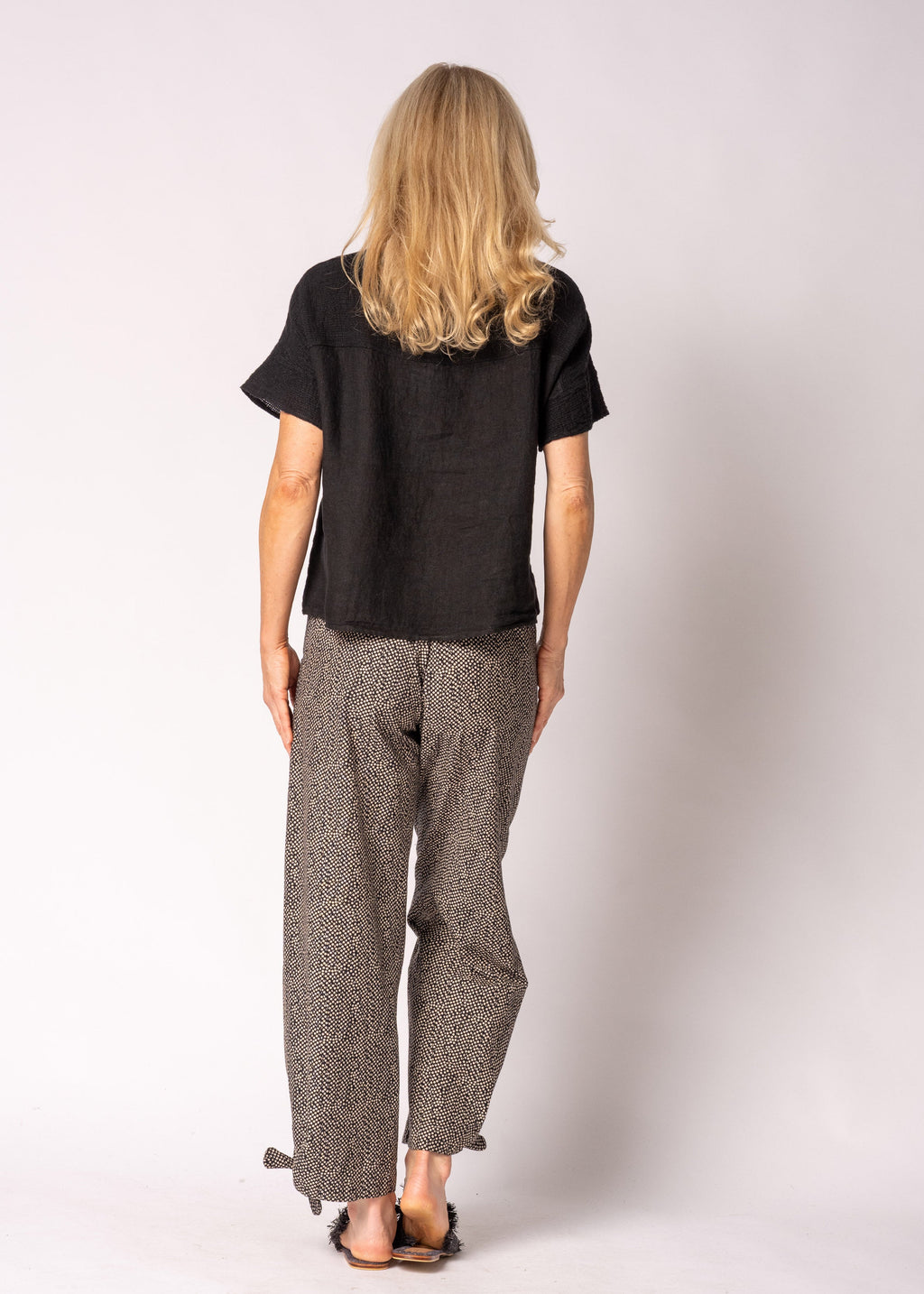 Eleni Linen Top in Onyx