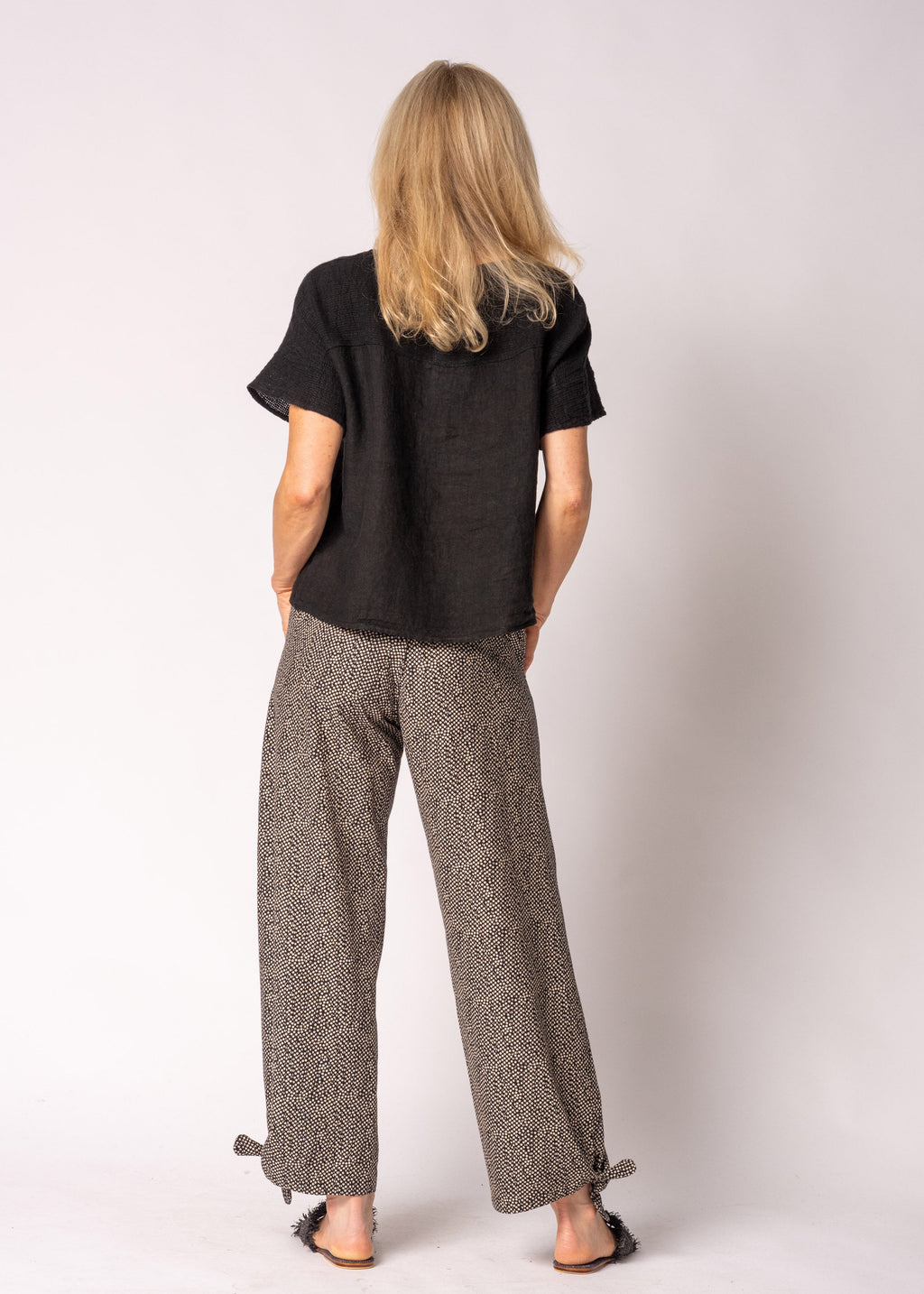 Delara Cotton Pants in Onyx