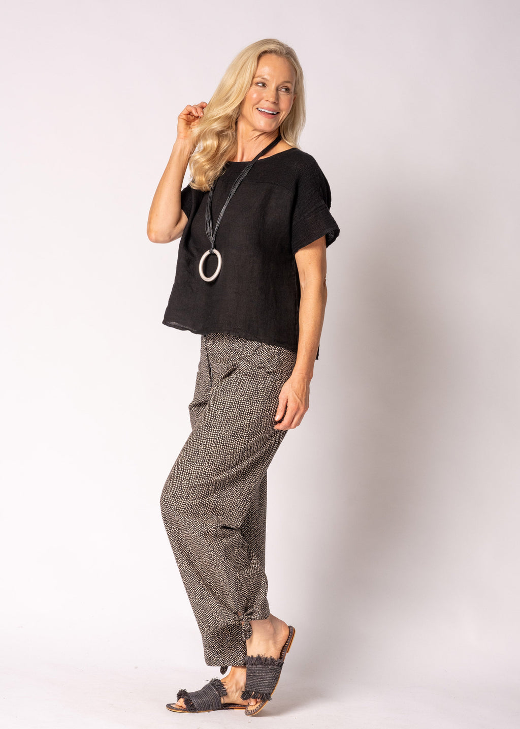 Delara Cotton Pants in Onyx