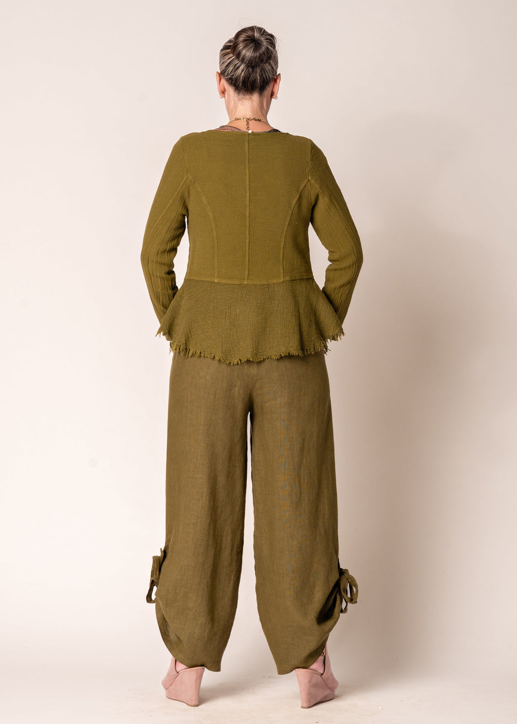 Natalia Linen Jacket in Green Olive