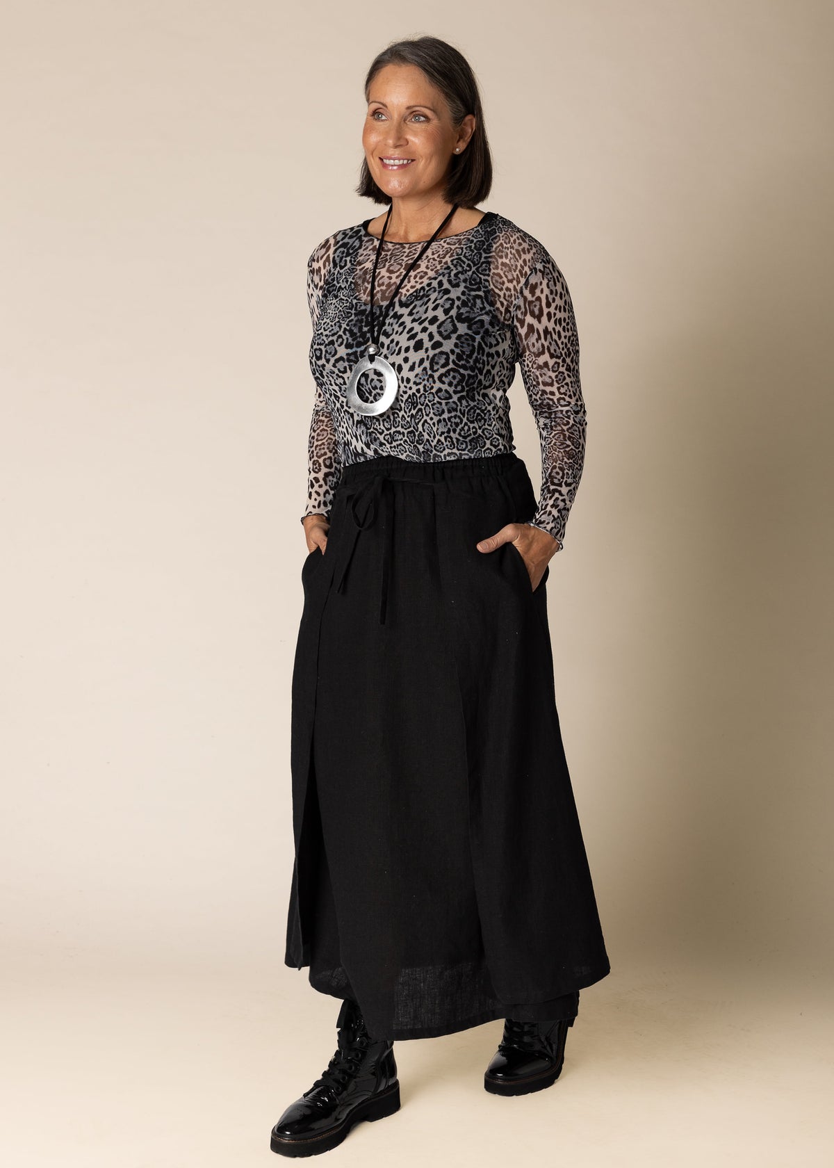 Remington Linen Skirt in Onyx