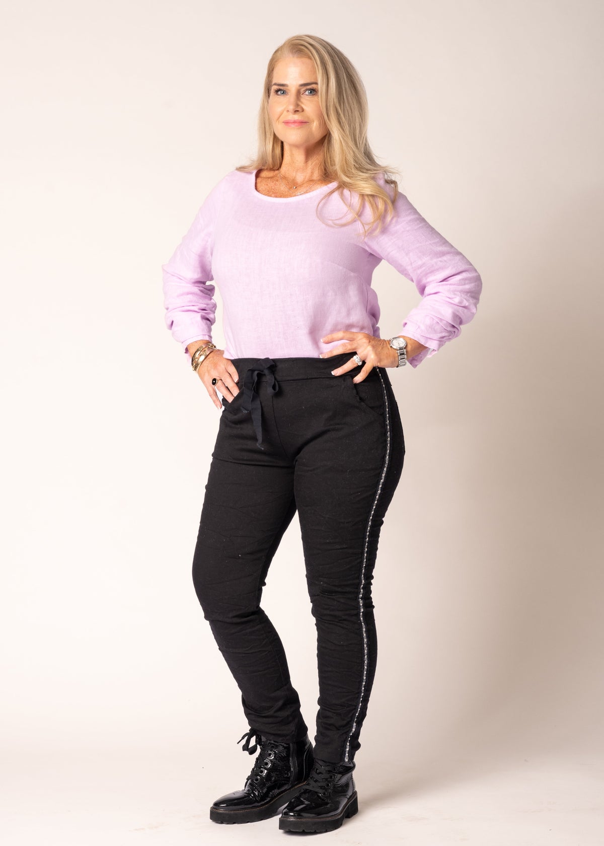 Usha Pants in Onyx