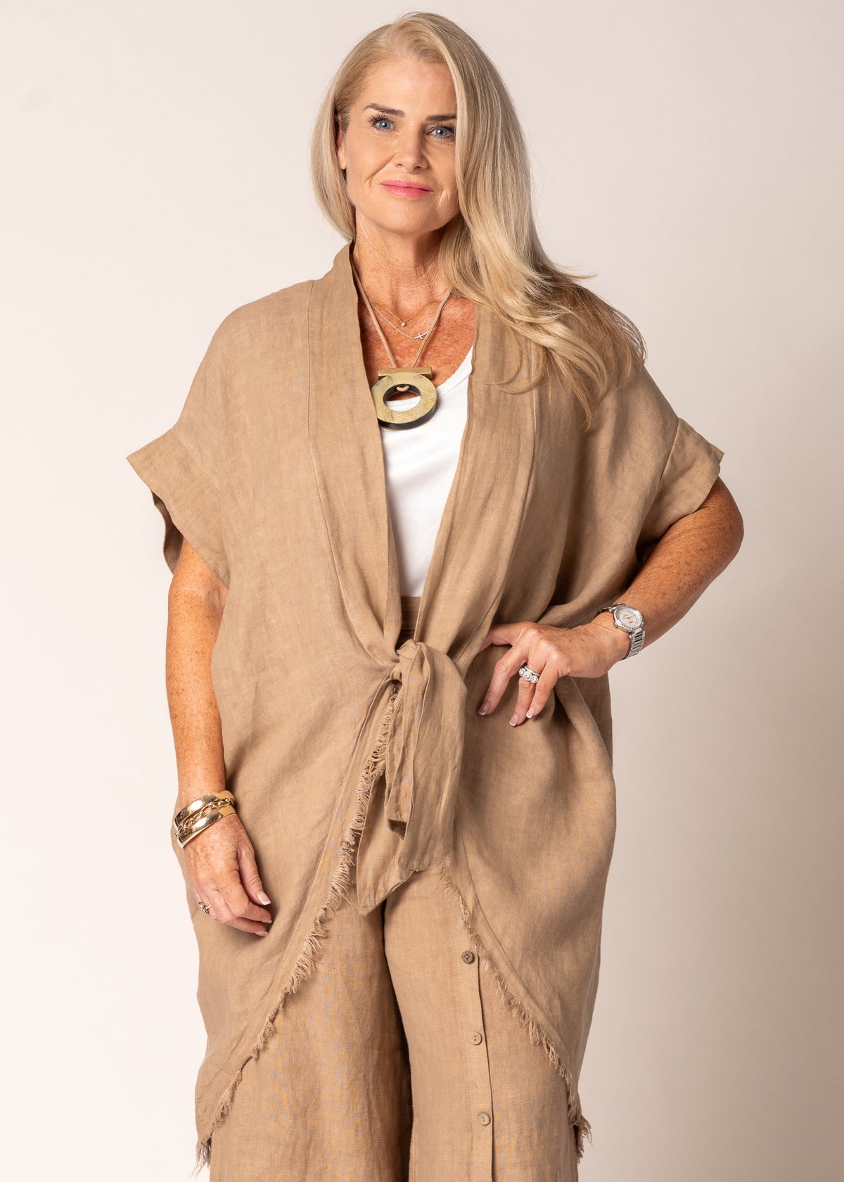 Hayley Linen Jacket in Desert
