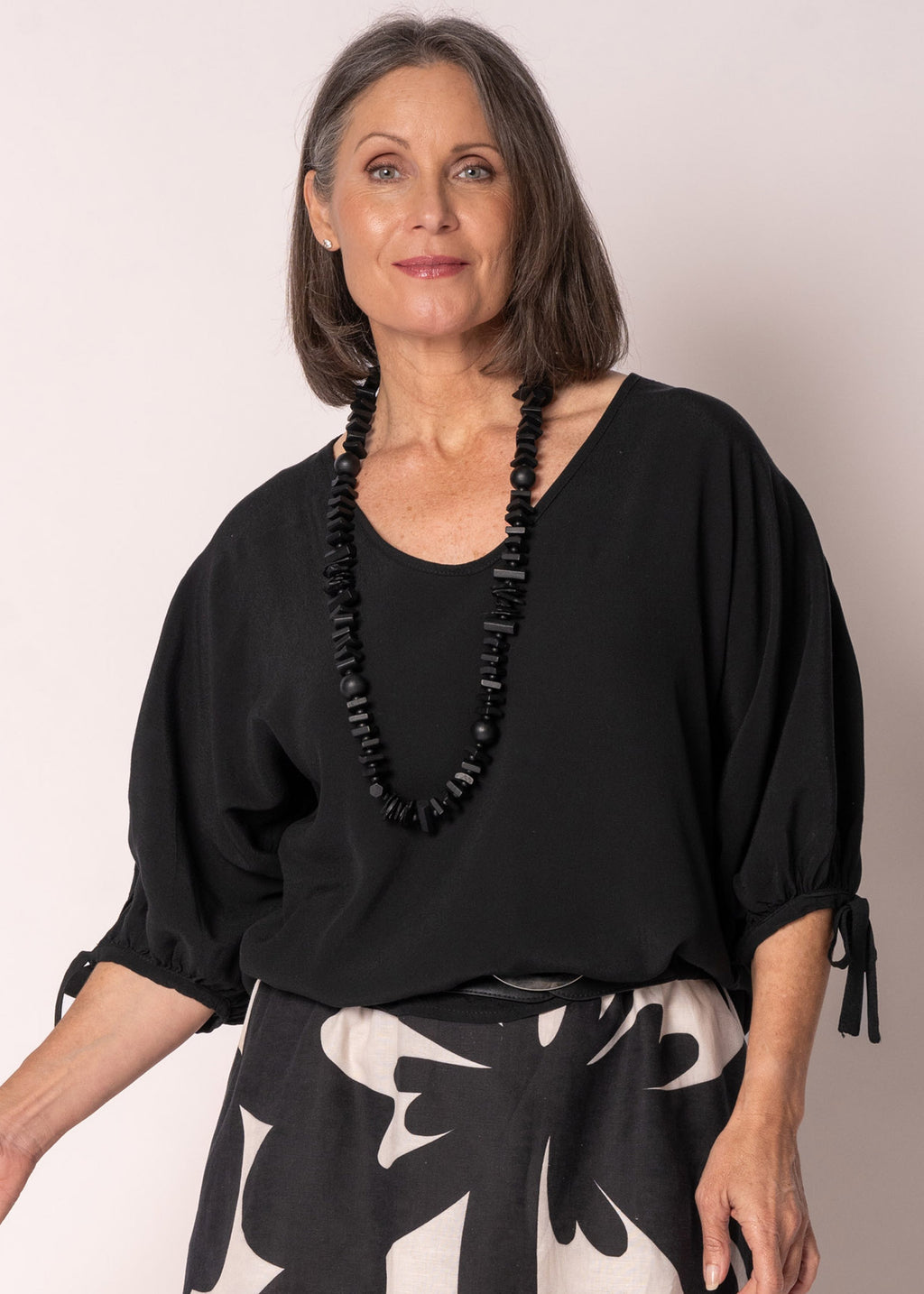 Dinara Top in Onyx