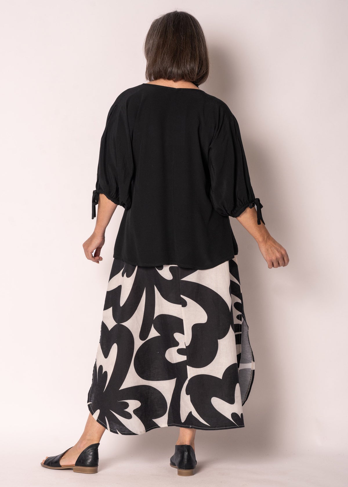 Dinara Top in Onyx