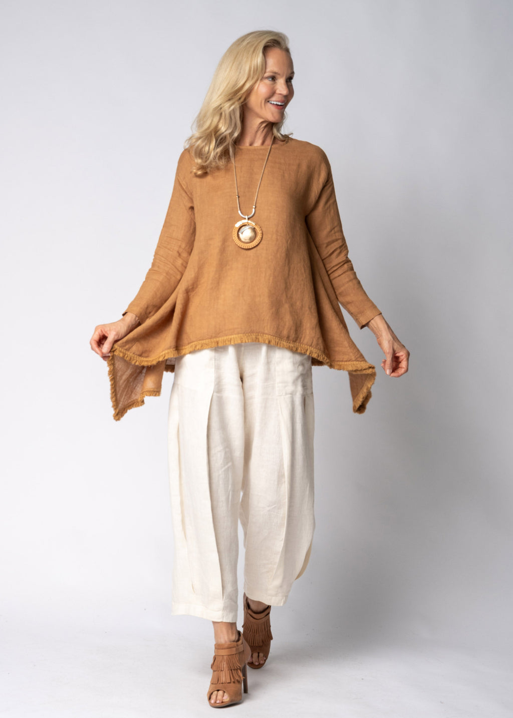 Ellery Linen Top in Sahara Sand