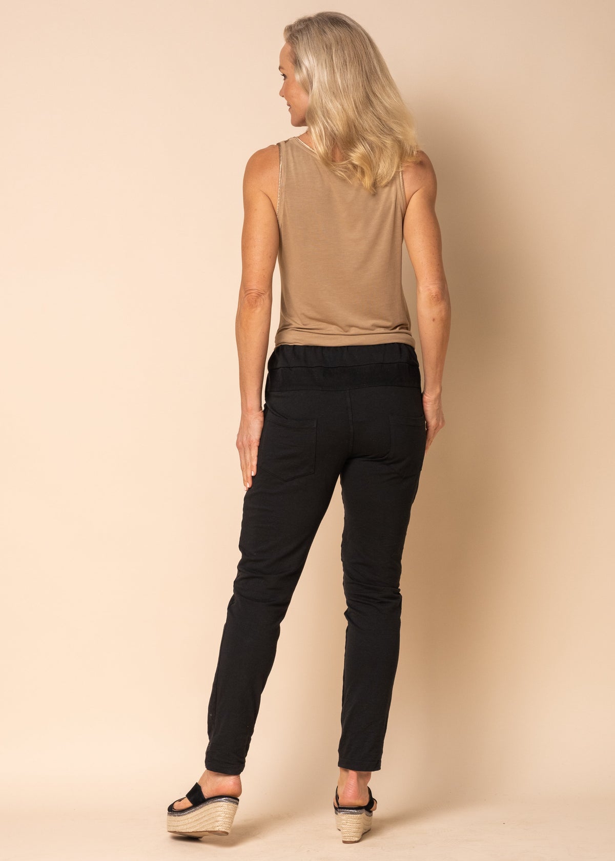 Claudia Pants in Onyx