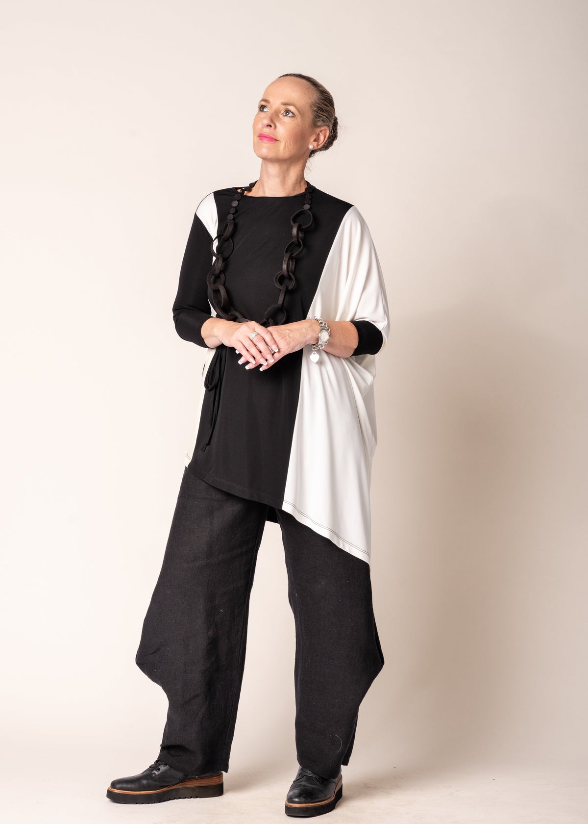 Cindy Top in Onyx