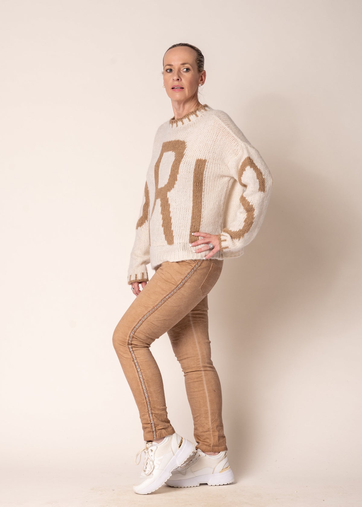 Usha Pants in Milk Chocolate