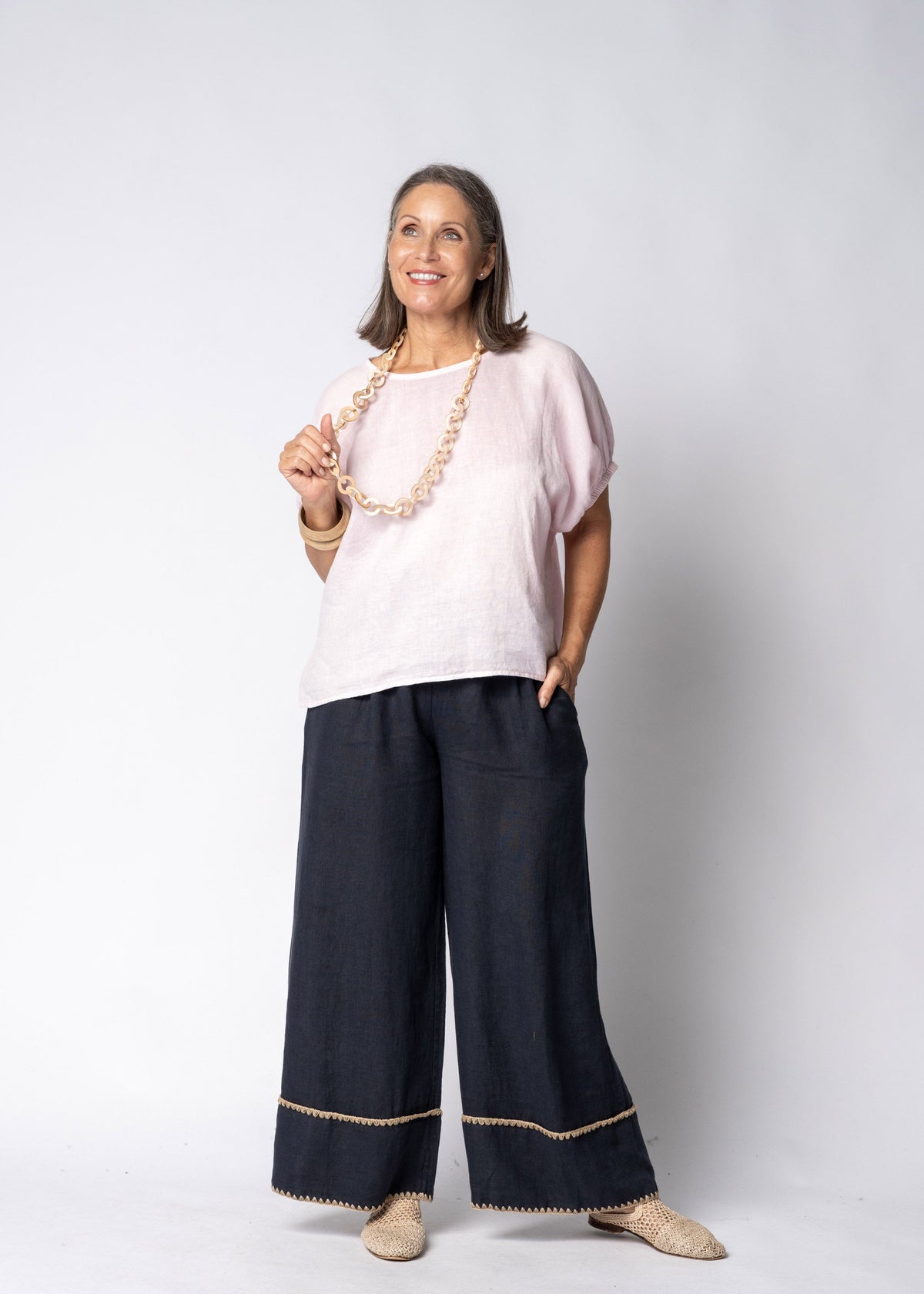 Tindra Linen Pants in Navy