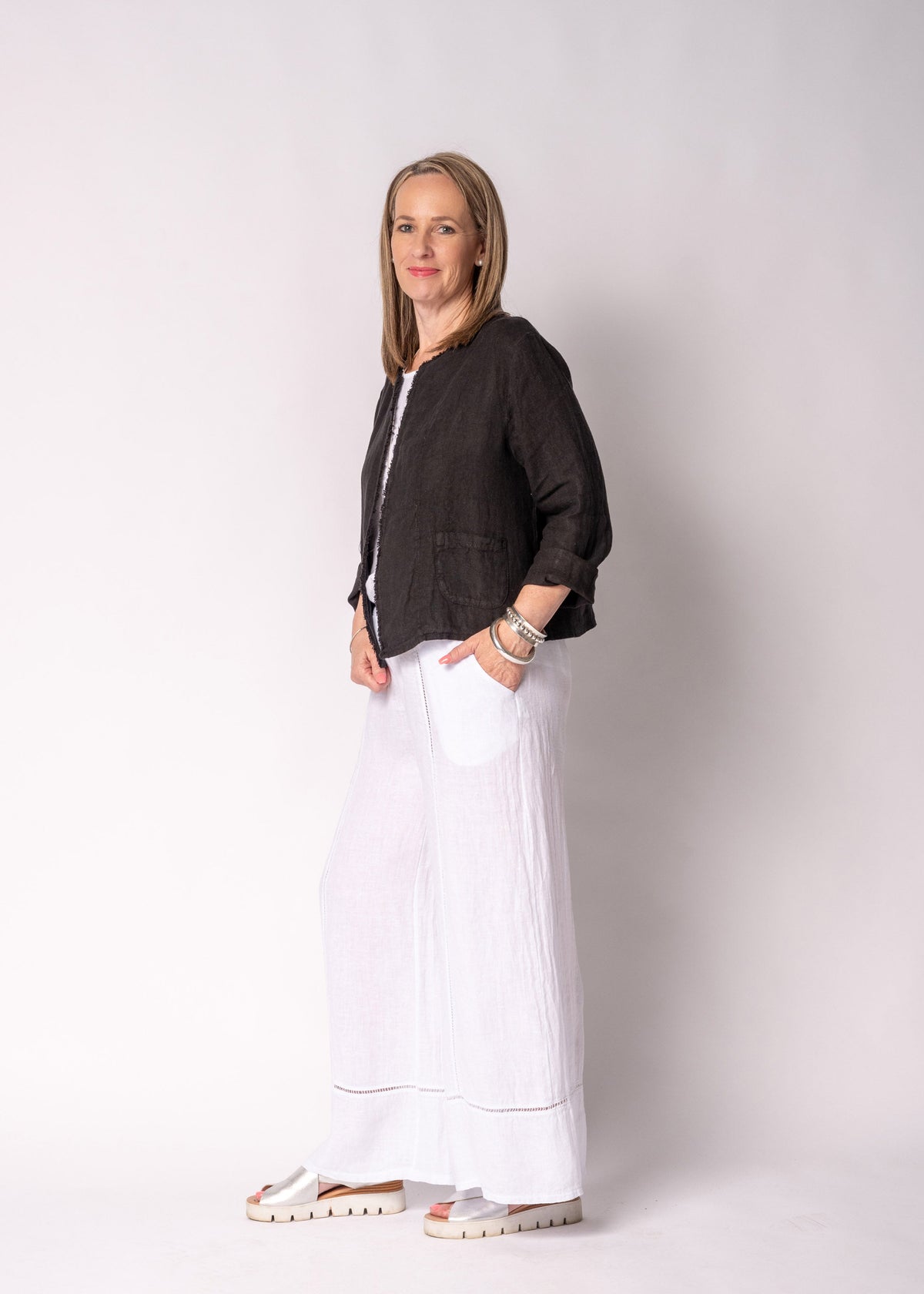 Zinnia Linen Jacket in Onyx