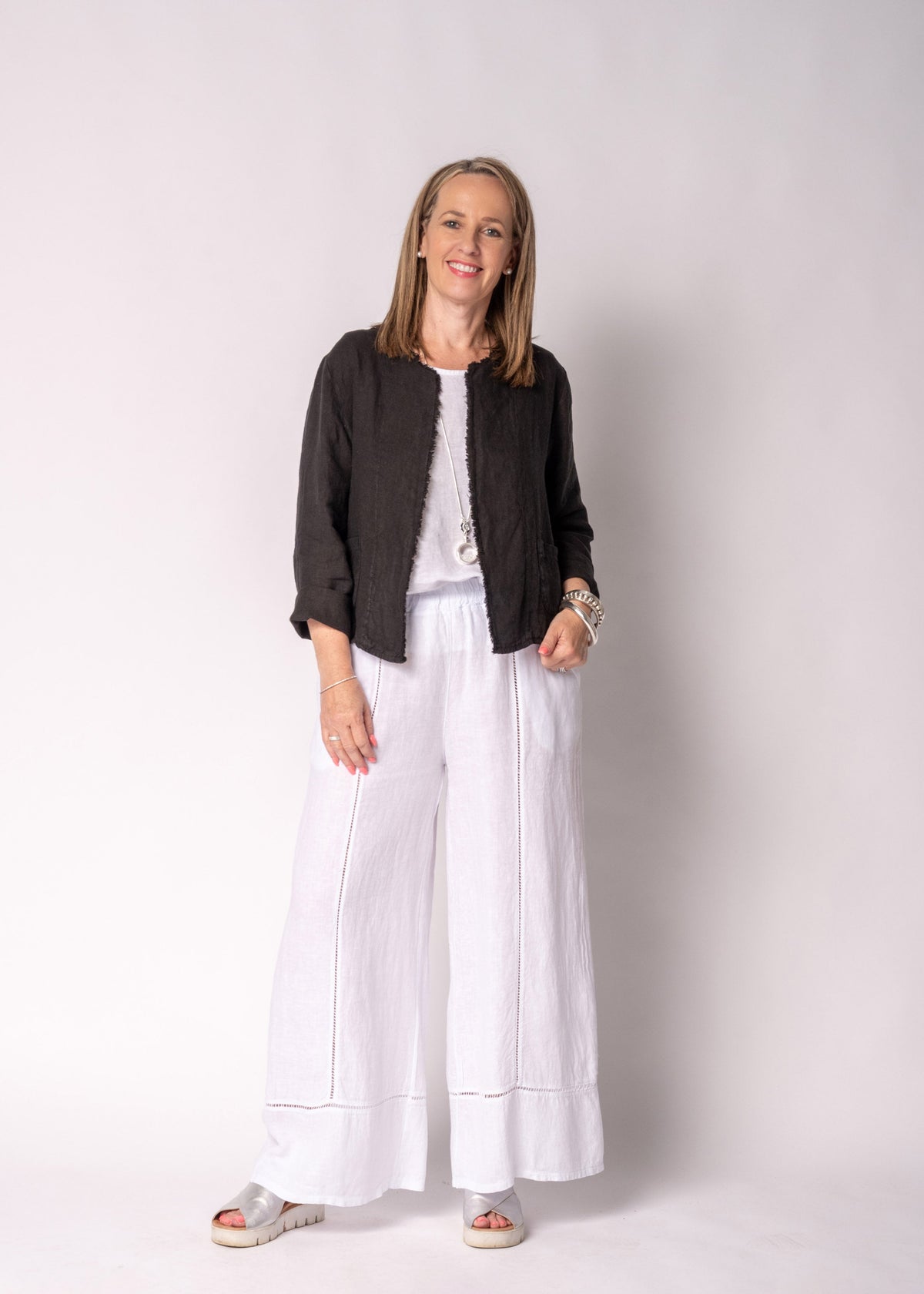 Zinnia Linen Jacket in Onyx