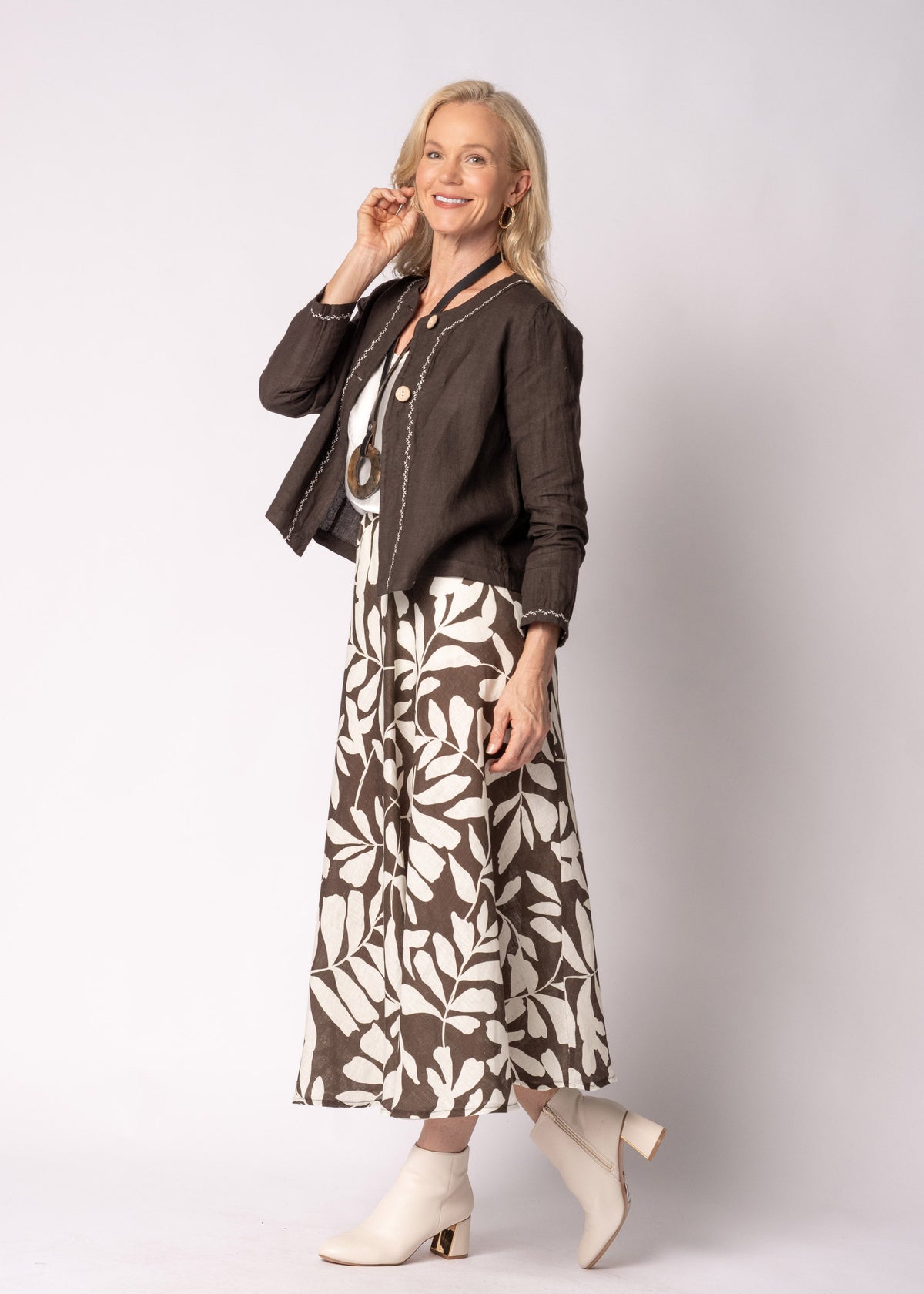 Teresa Linen Jacket in Chocolate Truffle