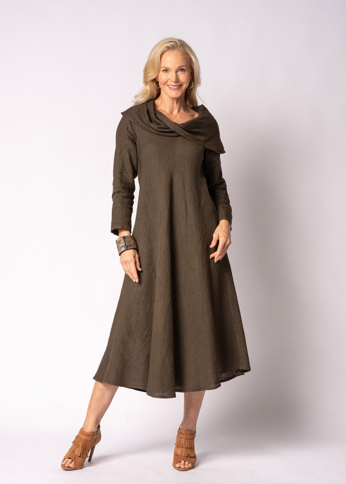 Liliana Linen Dress in Moss Green