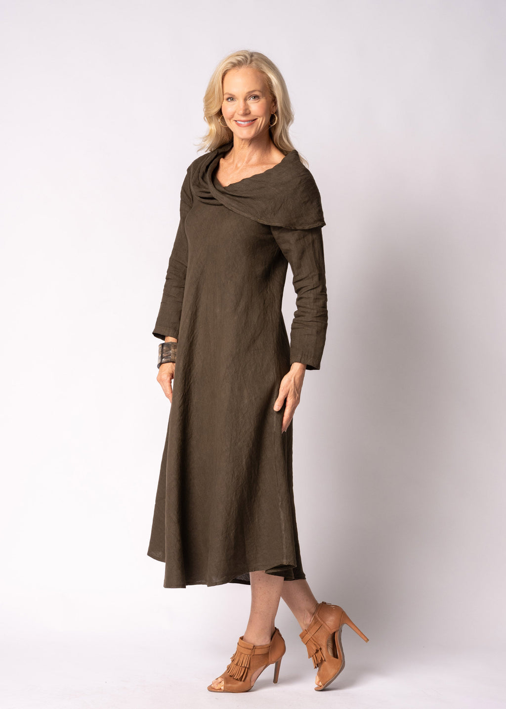 Liliana Linen Dress in Moss Green