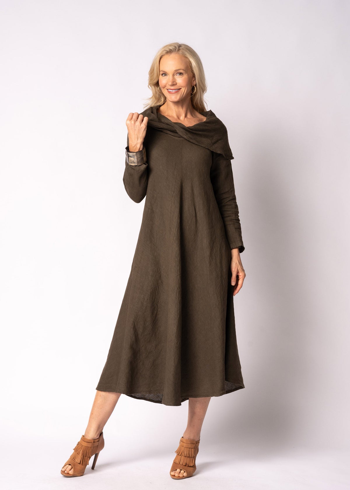 Liliana Linen Dress in Moss Green