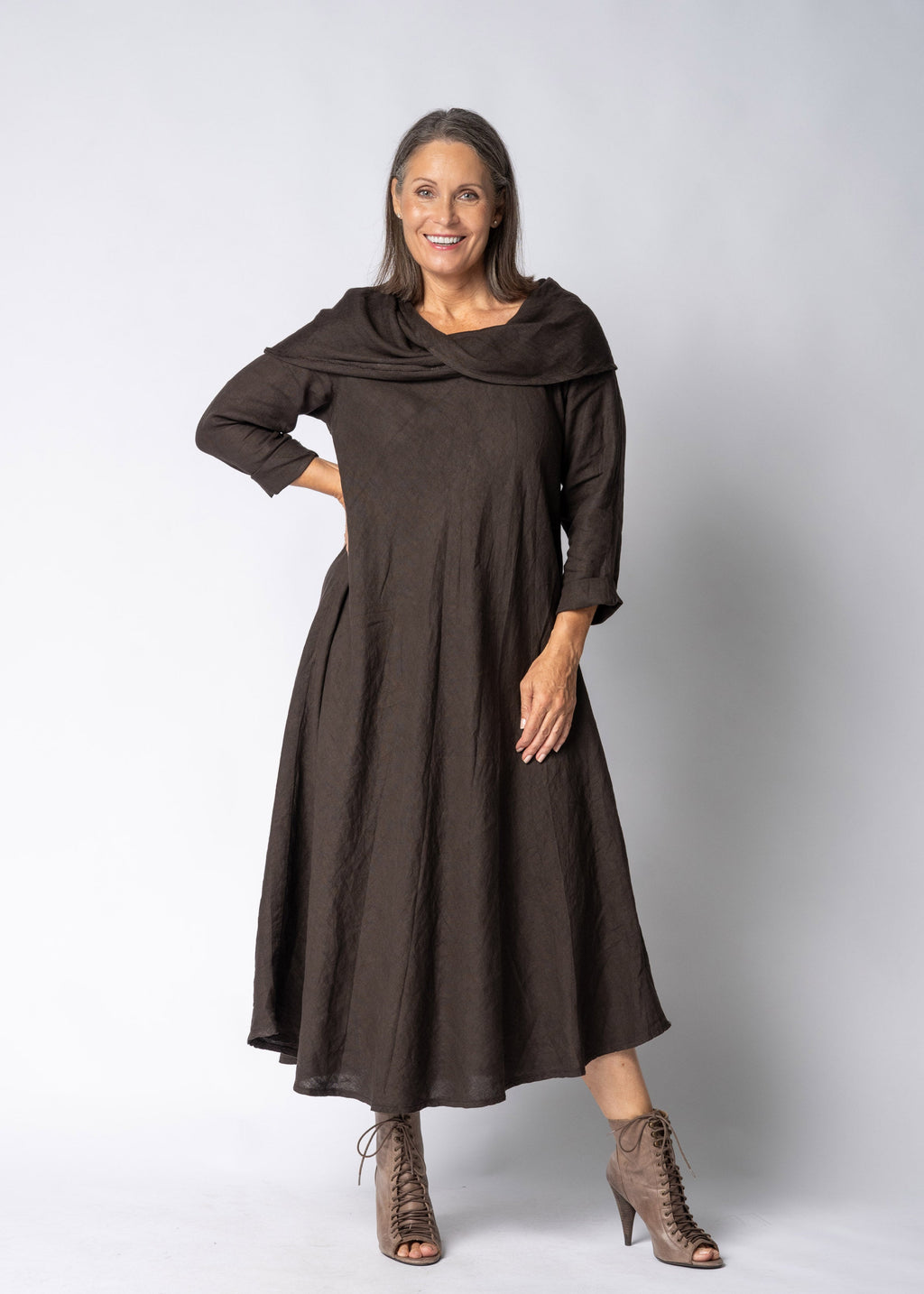 Liliana Linen Dress in Chocolate Truffle