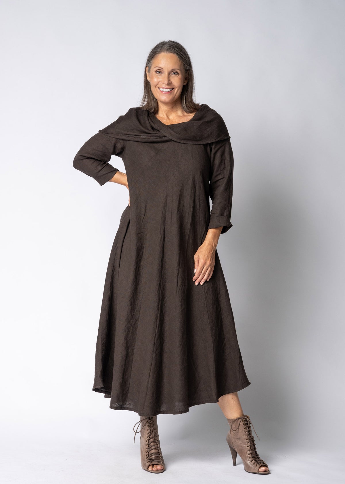 Liliana Linen Dress in Chocolate Truffle