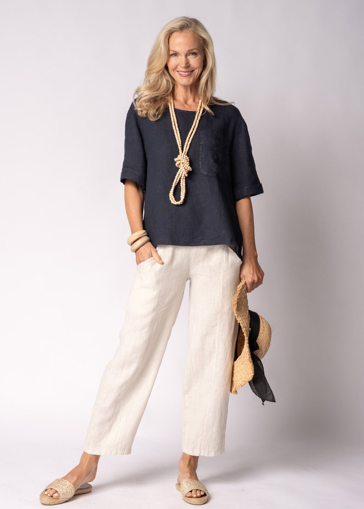 Vionette Linen Top in Navy