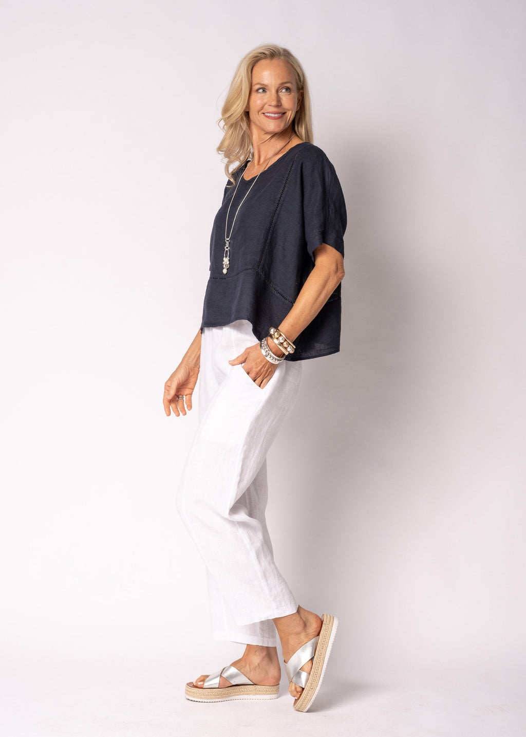 Bexley Linen Top in Navy