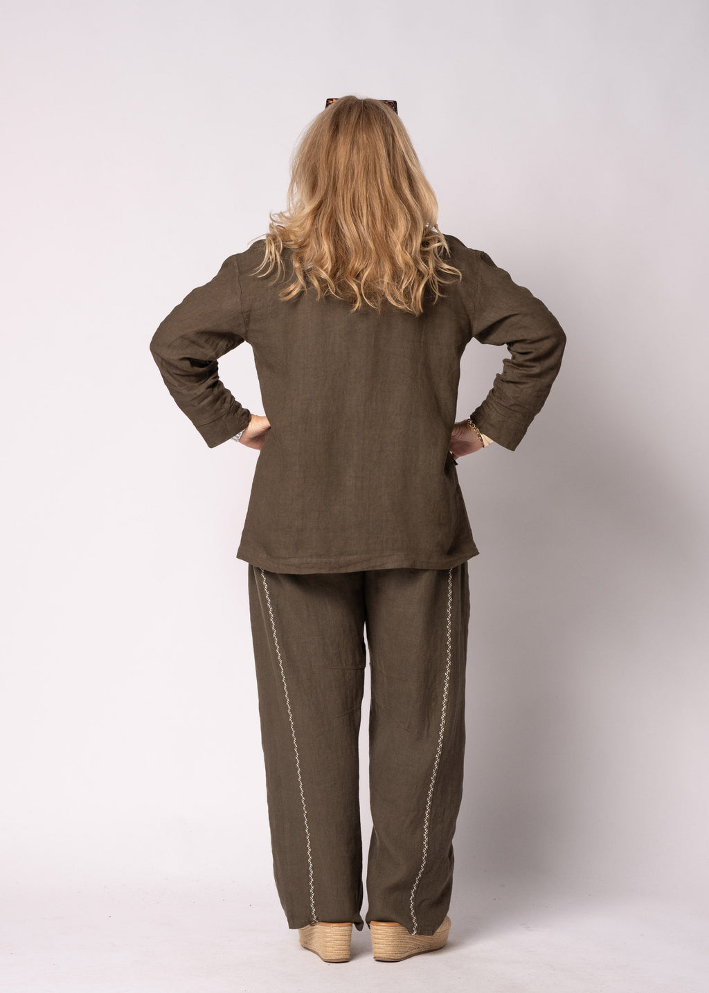 Liza Linen Jacket in Moss Green