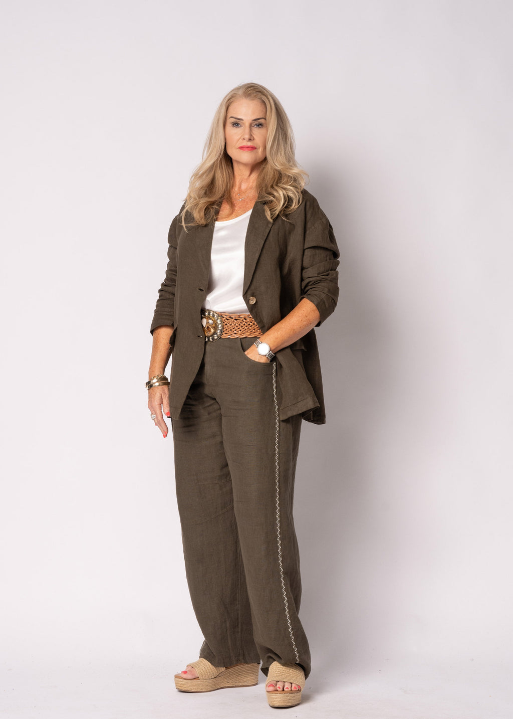 Liza Linen Jacket in Moss Green